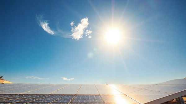 Top 10 raisons d'opter pour des panneaux solaires
